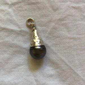 Tahitian Black Pearl Pendant LARGE